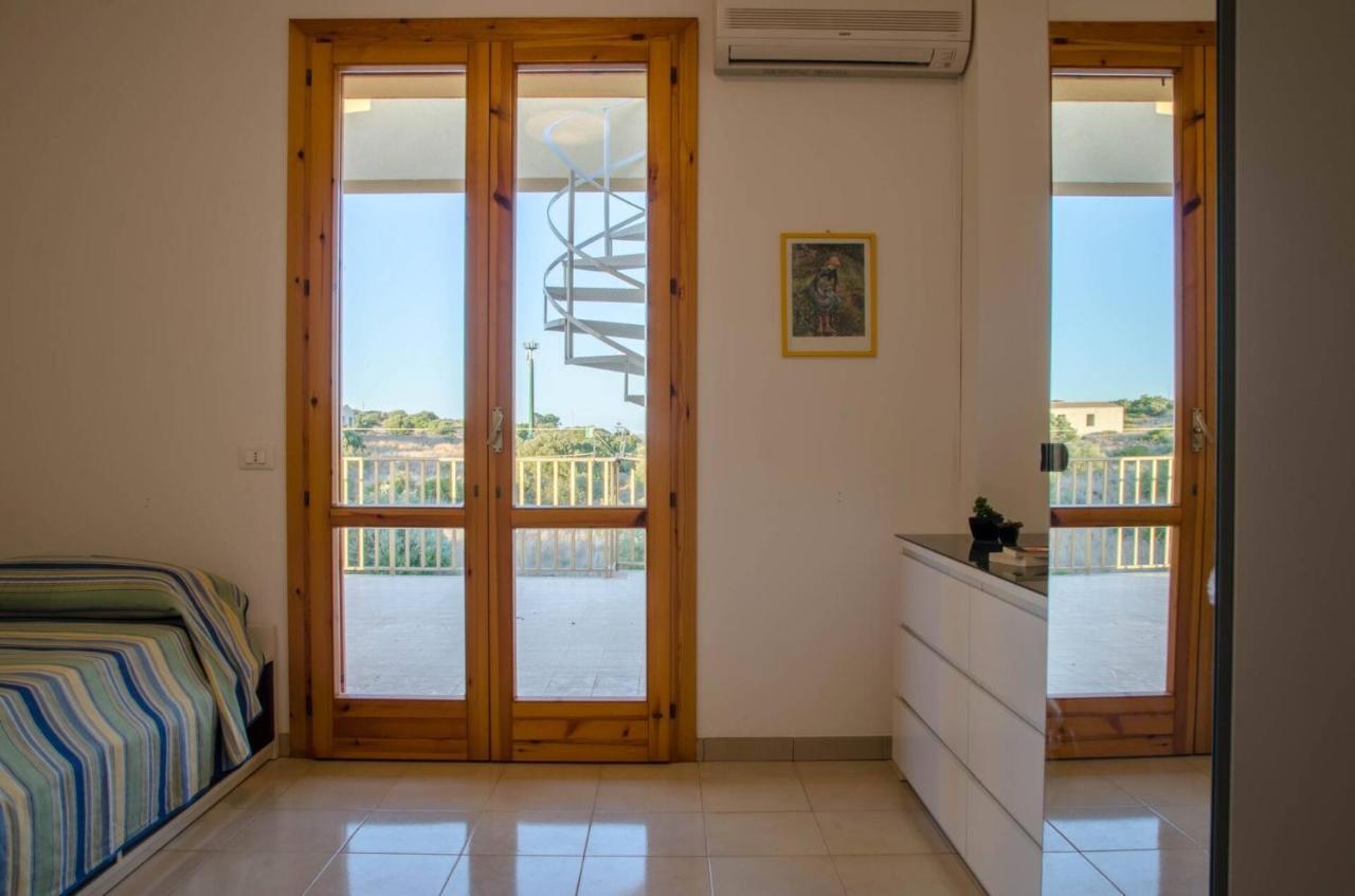 Casa Vacanze Orizzonte Sul Mare Villa Sampieri Exterior photo